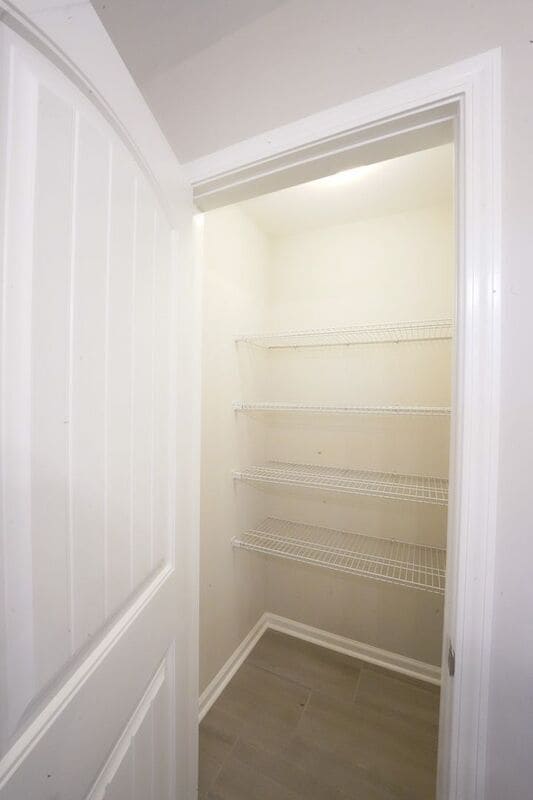Building Photo - 165 Greyfield Cir