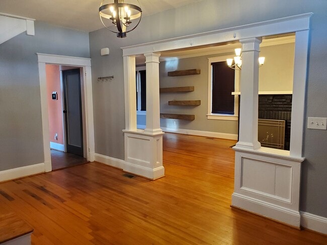 Building Photo - 2623 Marlboro Ave
