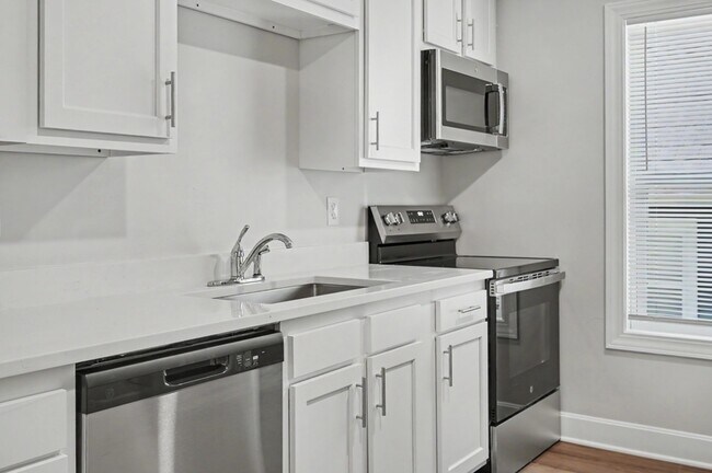Building Photo - 1708 Kentucky St