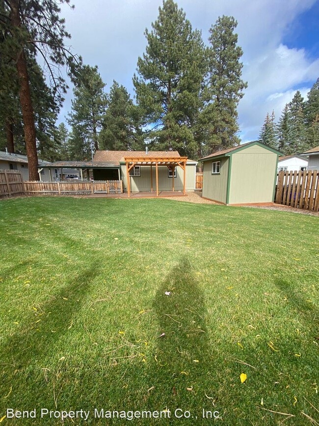 Building Photo - 3 br, 1 bath House - 1459 NW Kingston