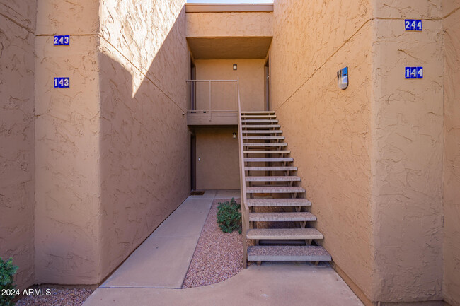 Building Photo - 8256 E Arabian Trail