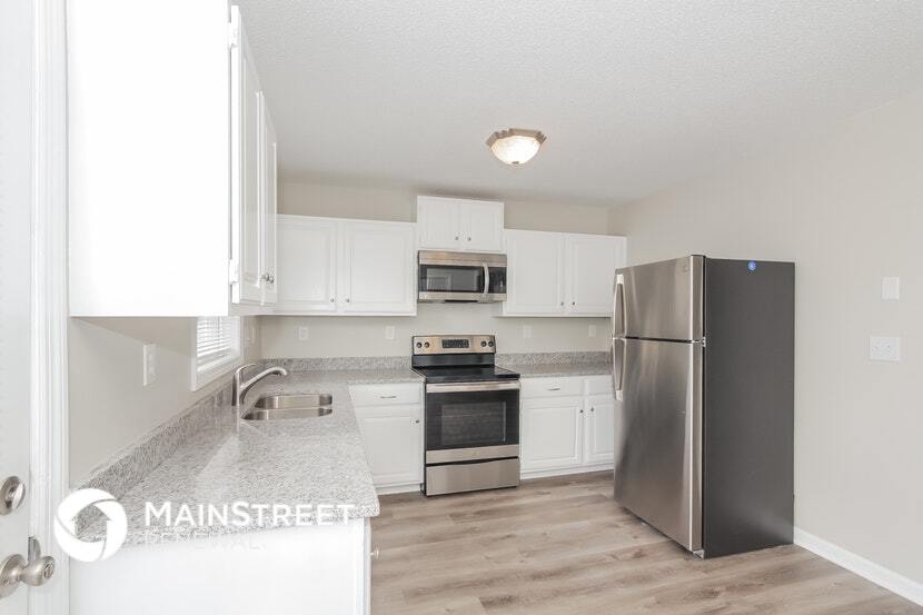 Building Photo - 306 E 28th St