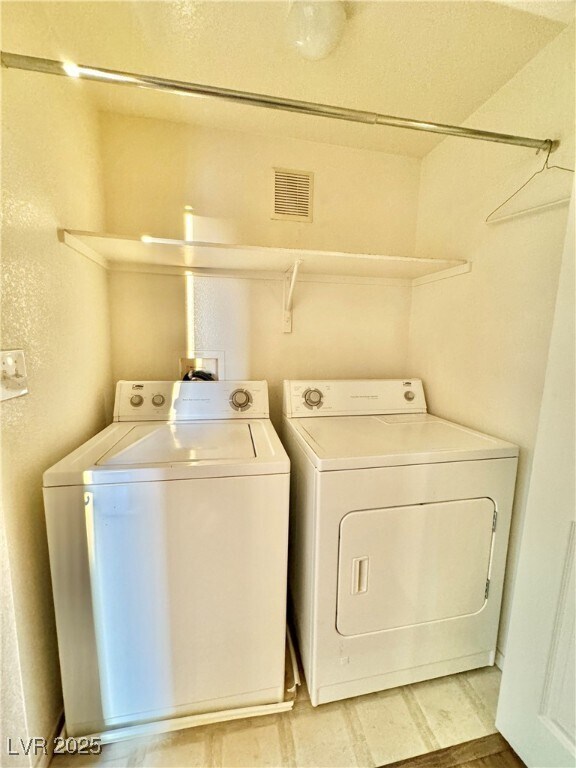 Building Photo - 833 Aspen Peak Loop