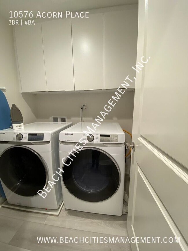 Building Photo - 10576 Acorn Pl