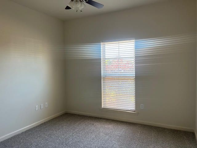 Building Photo - 17060 Jamestowne Dr