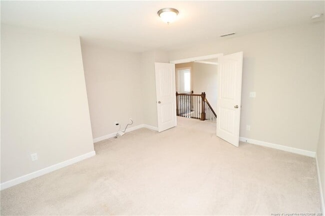 Building Photo - 240 Mystwood Hollow Cir