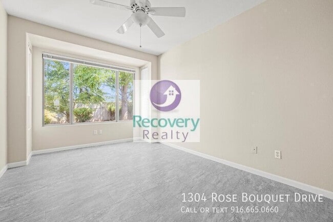Building Photo - 1304 Rose Bouquet Dr