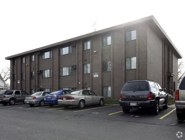 Building Photo - Campus Edge