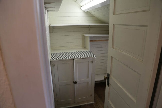 Building Photo - 3 bed 2 bath on OSU Campus
