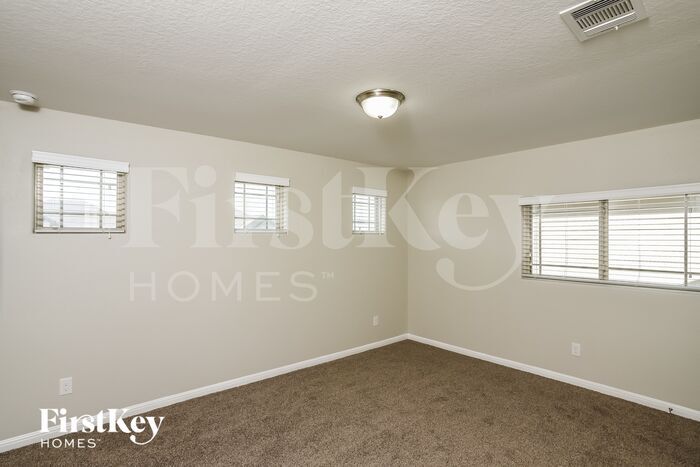 Building Photo - 11337 Charismatic