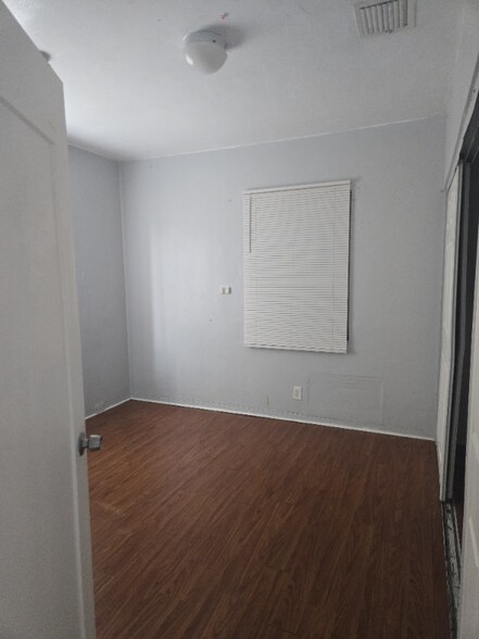 Building Photo - 2620 NW 35th St