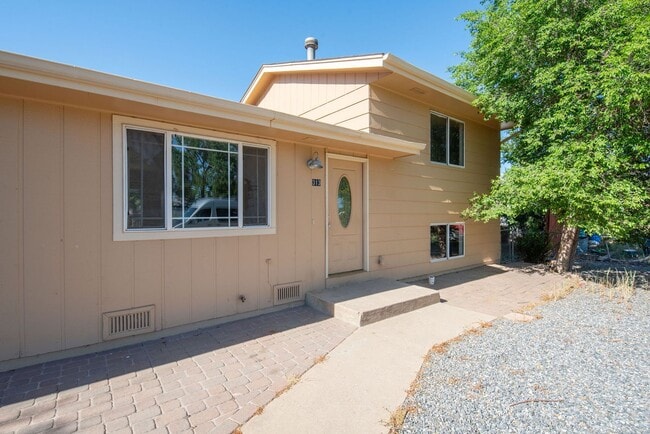 Primary Photo - Country Living at its Best in Gilcrest