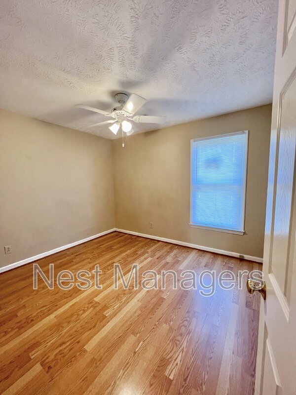Building Photo - 1703 Winnabow Dr