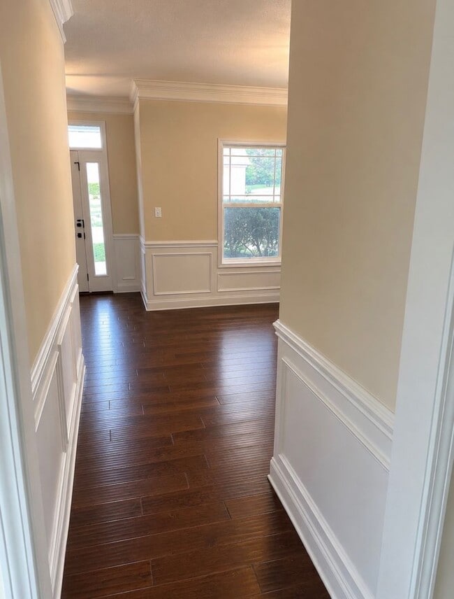 Building Photo - Maryville 37803 - 3 bedroom 2.5 bath home - Call Debra Johnson (865) 591-8281