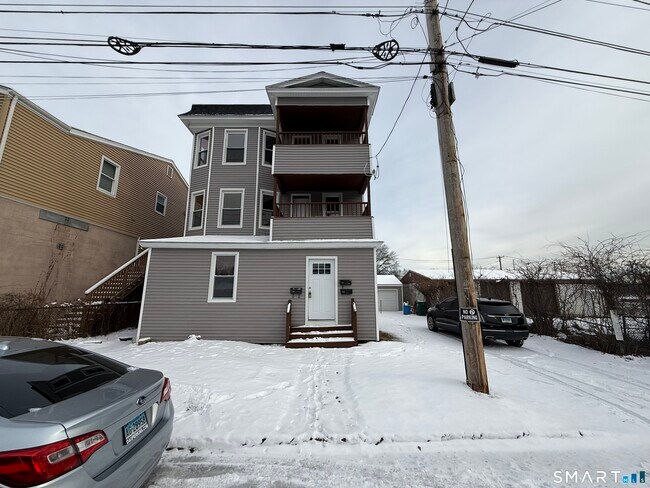 Building Photo - 130 West Ave