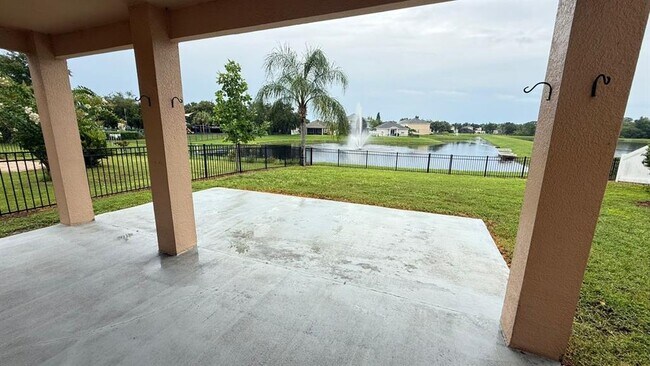 Building Photo - 643 Willett Dr