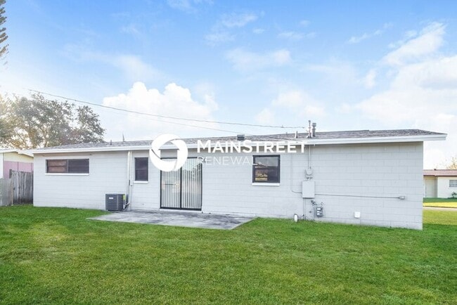 Building Photo - 3 Bedroom Pet-Friendly Home in Rockledge, FL with Main Street Renewal