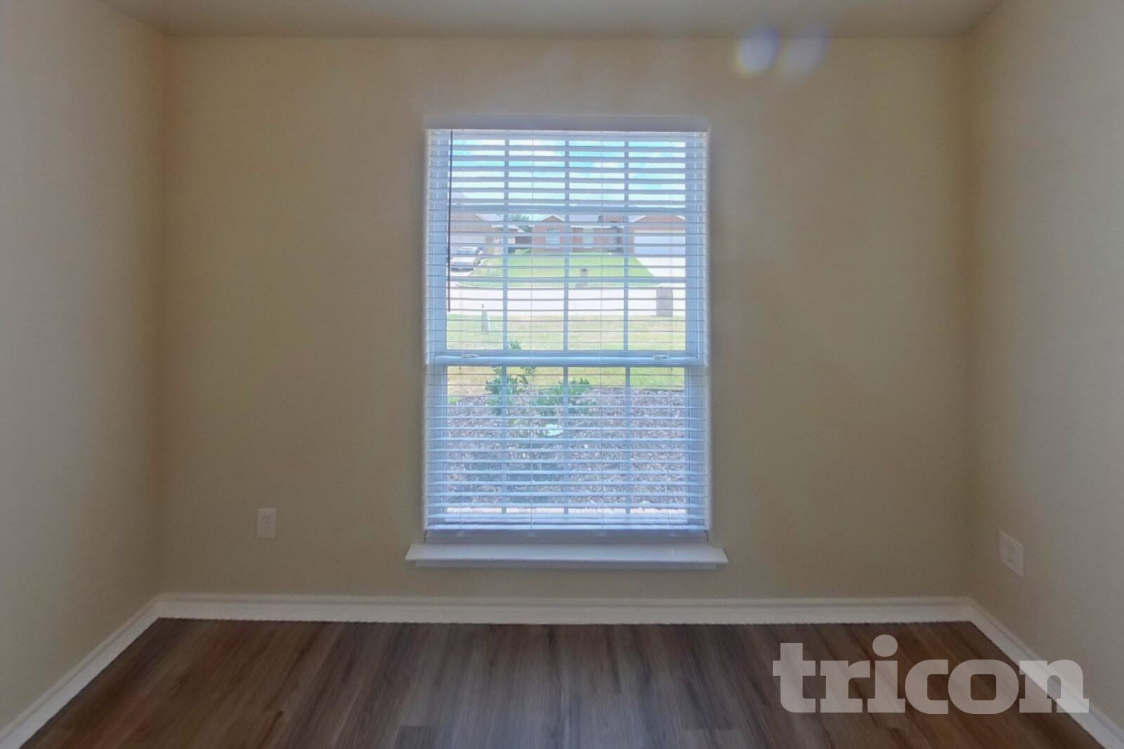 Building Photo - 1719 La Caya Dr