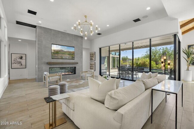 Building Photo - 13267 E Ranch Gate Rd