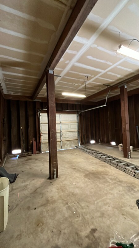 Building Photo - 11050 Sunset Ave