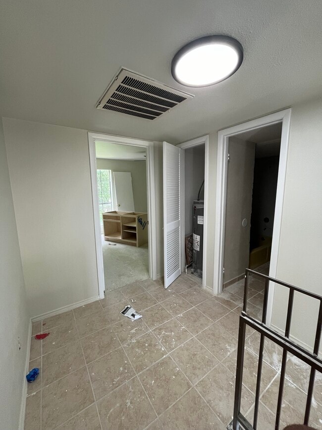 Building Photo - 408 Carter Dr