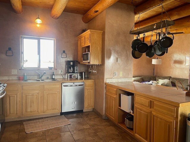 Building Photo - 150 A Los Rios Rd