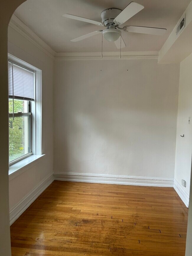 Building Photo - 4955 N Whipple St