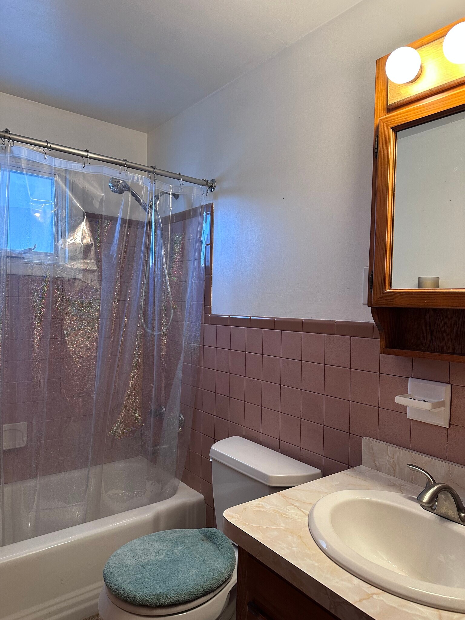 Building Photo - 47 Awood Pl