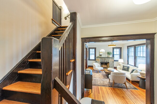 Building Photo - 61 Claremont Ave