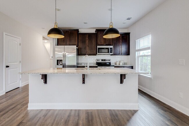 Building Photo - 15 Mossy Oak Cove