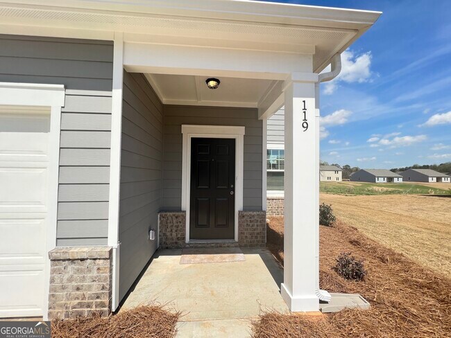 Building Photo - 119 Pond Ct