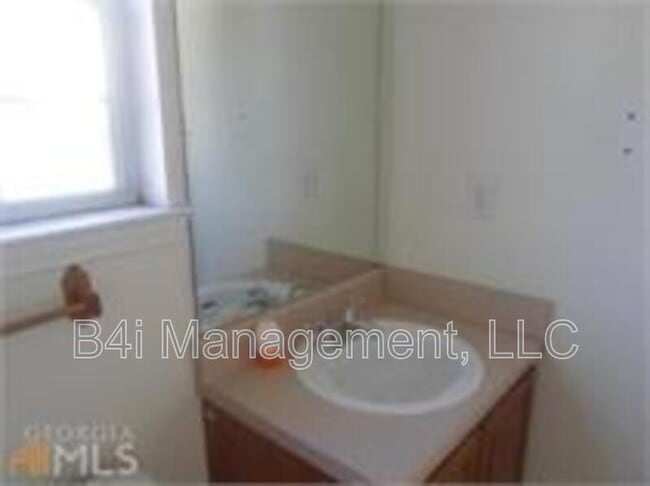 Building Photo - 2423 Brianna Dr