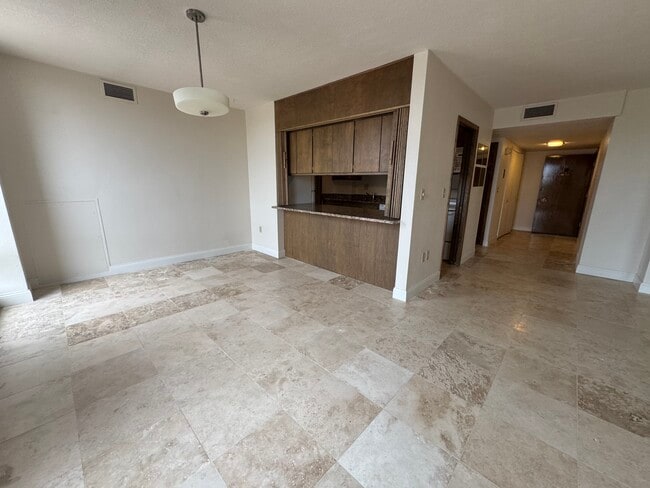 Building Photo - Park Tower Apartments