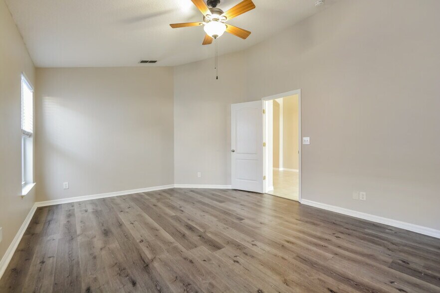 Building Photo - 231 Copper Oak Ct