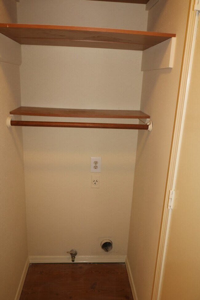 Building Photo - 9638 Cleveland Bay Ct