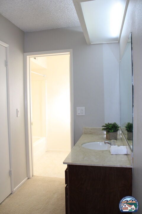 Building Photo - 1736 W Olive Ave