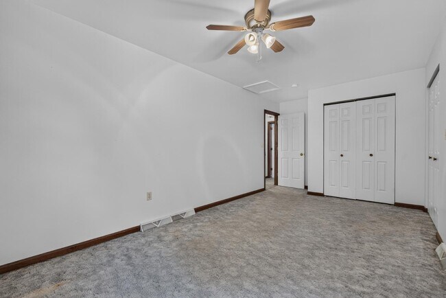 Building Photo - 2337 Laurel Top Cir