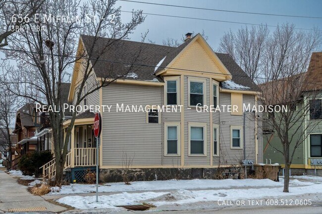 Building Photo - 656 E Mifflin St