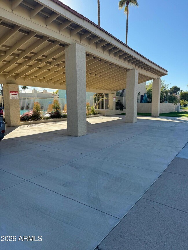 Building Photo - 5137 N 79th Pl