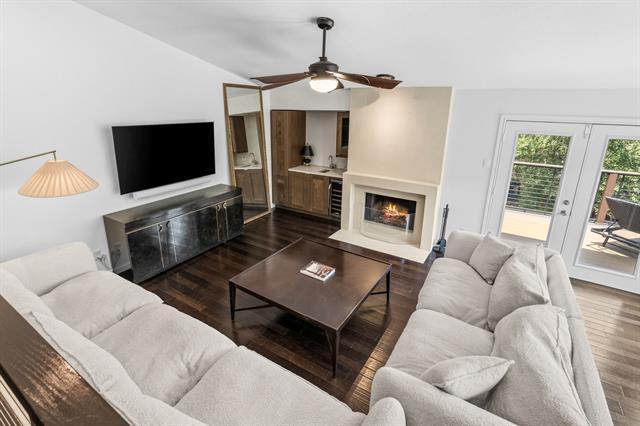 Building Photo - 6124 Summer Creek Cir