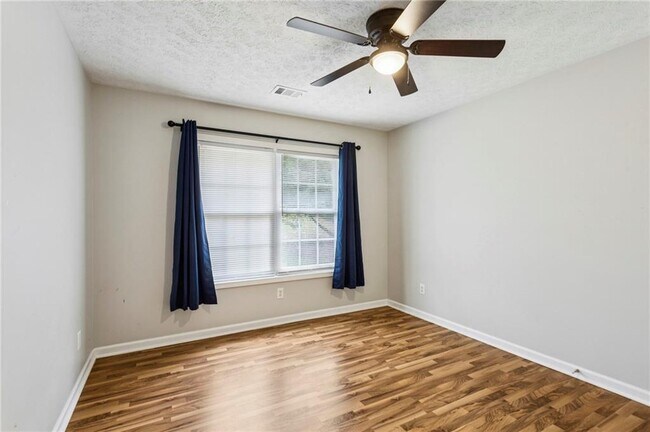 Building Photo - 6365 Union Hill Rd