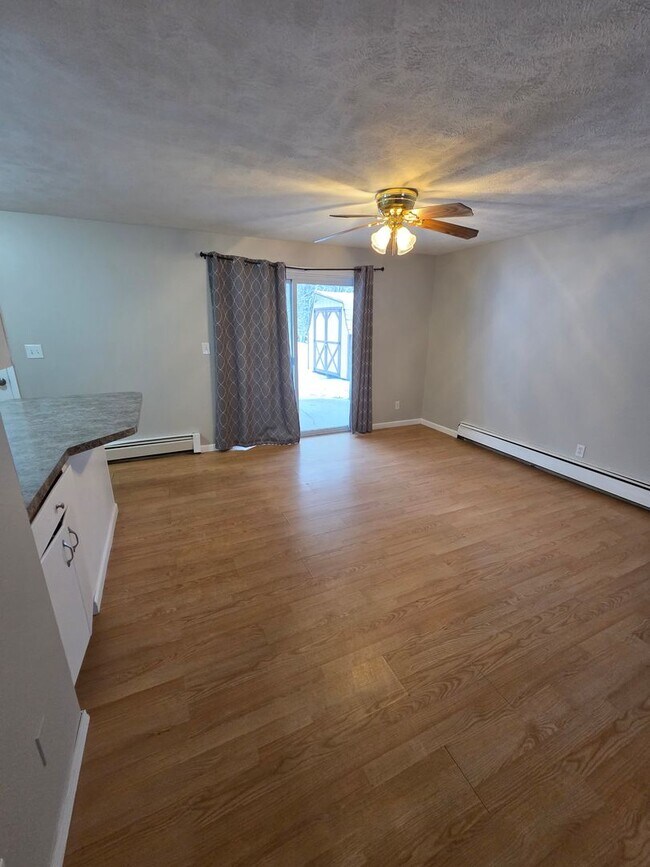 Building Photo - 18206 Swiss Dr