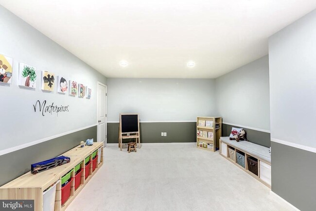Building Photo - 23417 Gardenwalk Dr