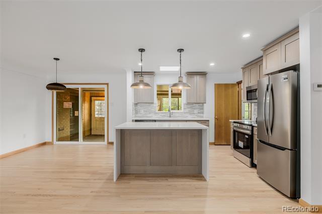 Building Photo - 6994 Teller Ct