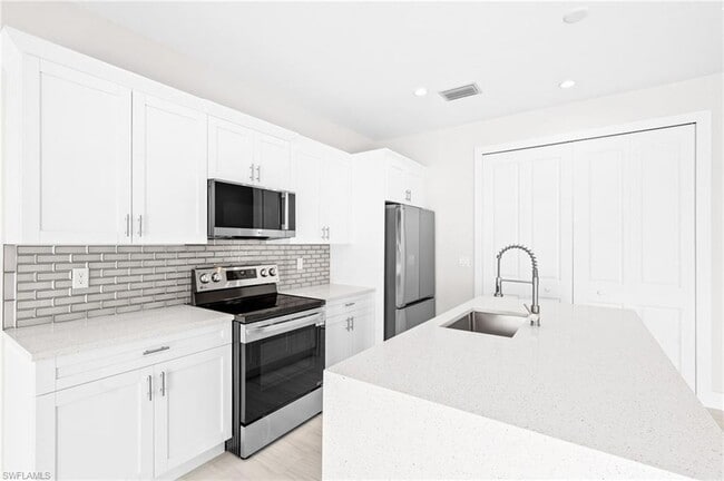 Building Photo - 2064 55th Terrace SW