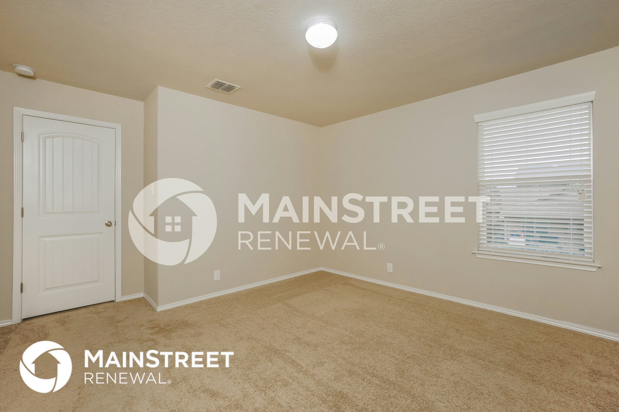 Building Photo - 8939 Hickman Pk