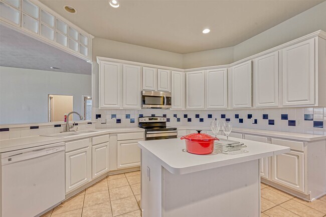 Building Photo - 23646 Hawkins Creek Ct