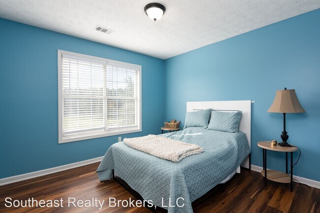 Building Photo - 3 br, 2 bath House - 458 Callie Lane