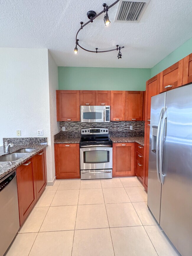 Building Photo - 55 SE Palermo