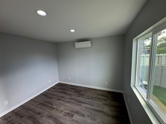 Building Photo - Modern & Newly Renovated 2-Bed, 1-Bath Unit in National City!